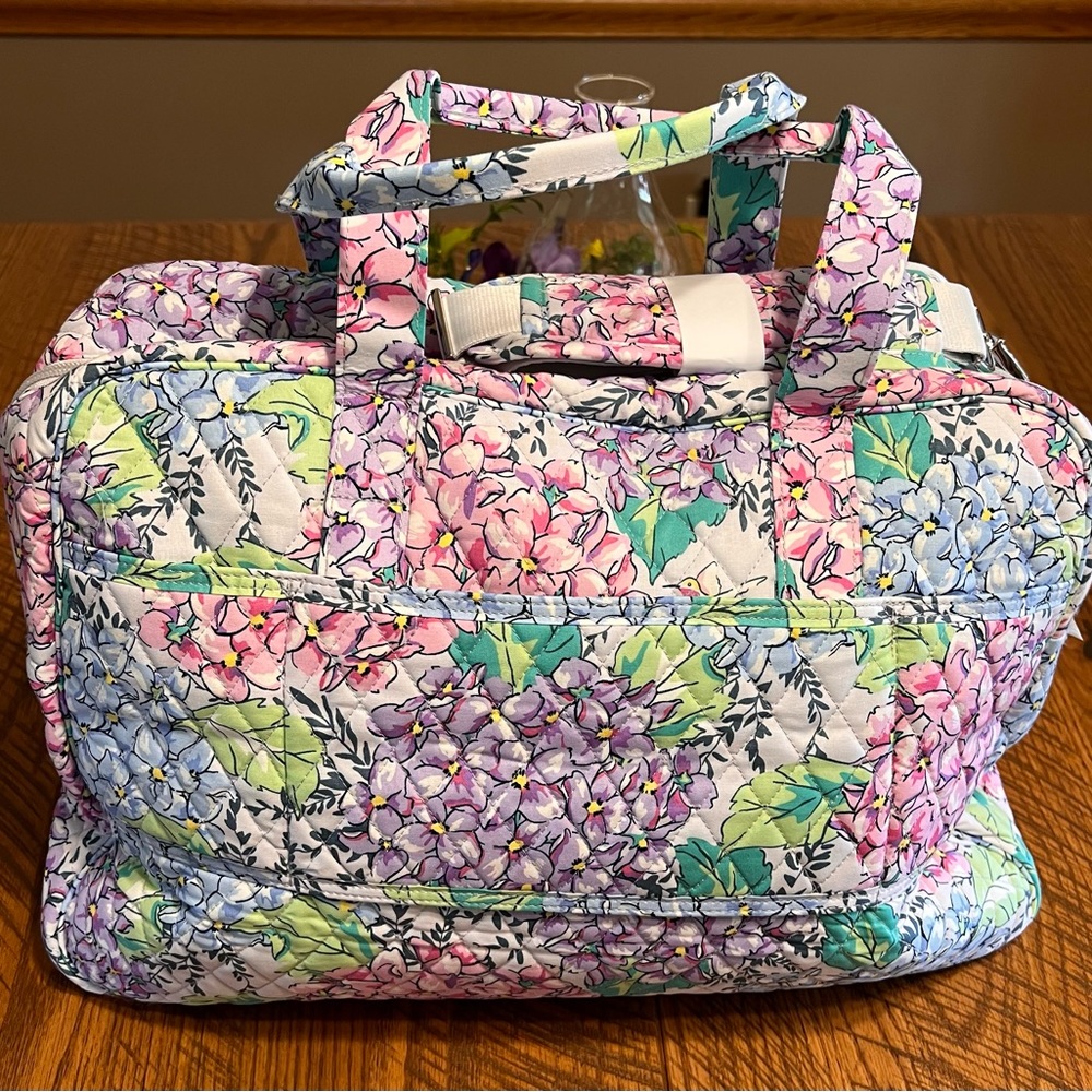 Vera Bradley Medium Traveler Bag Happy Hydrangea